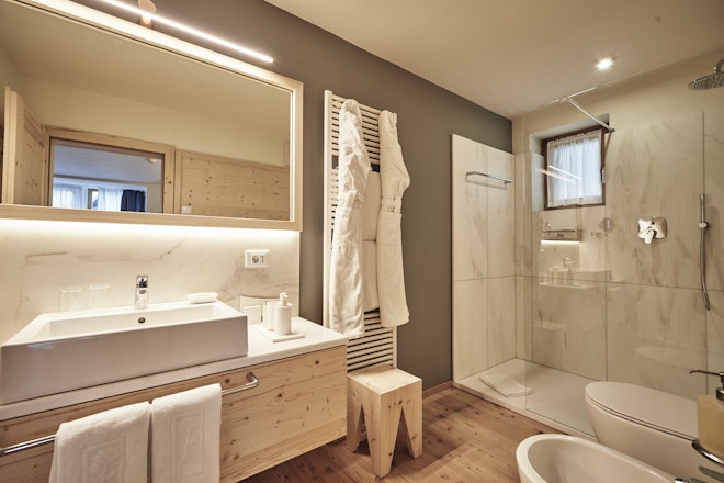 Grand Deluxe Room - Bathroom