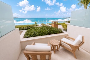 Pool Front Studio - King Only - Terrace