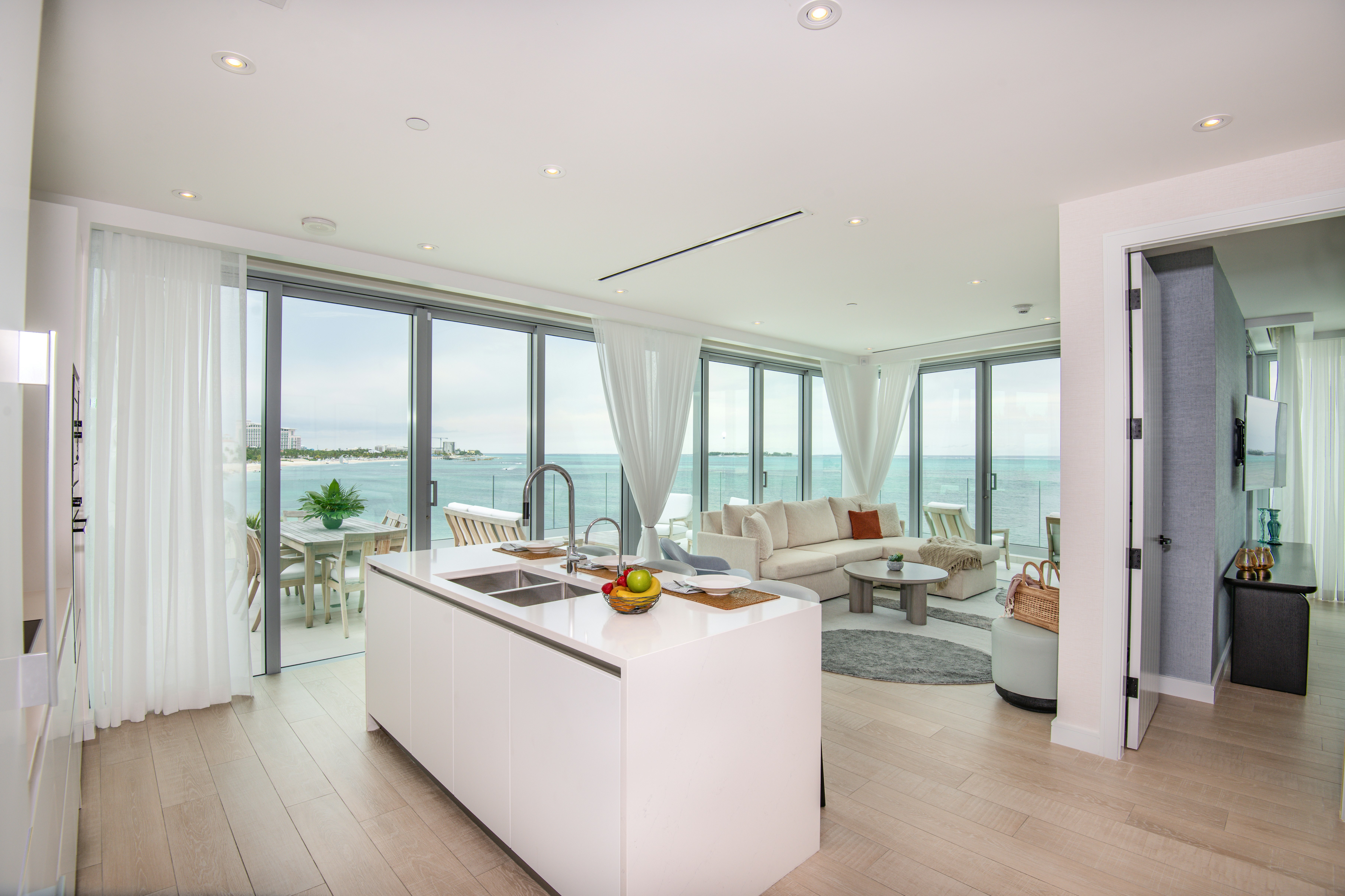 Edge Suite- kitchen, sitting and terrace