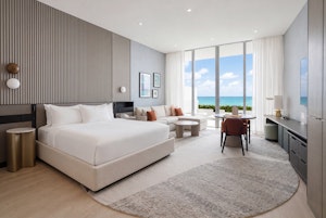 Pool Front Studio - Bedroom