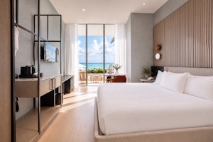 Pool Front Studio - King Only - Bedroom