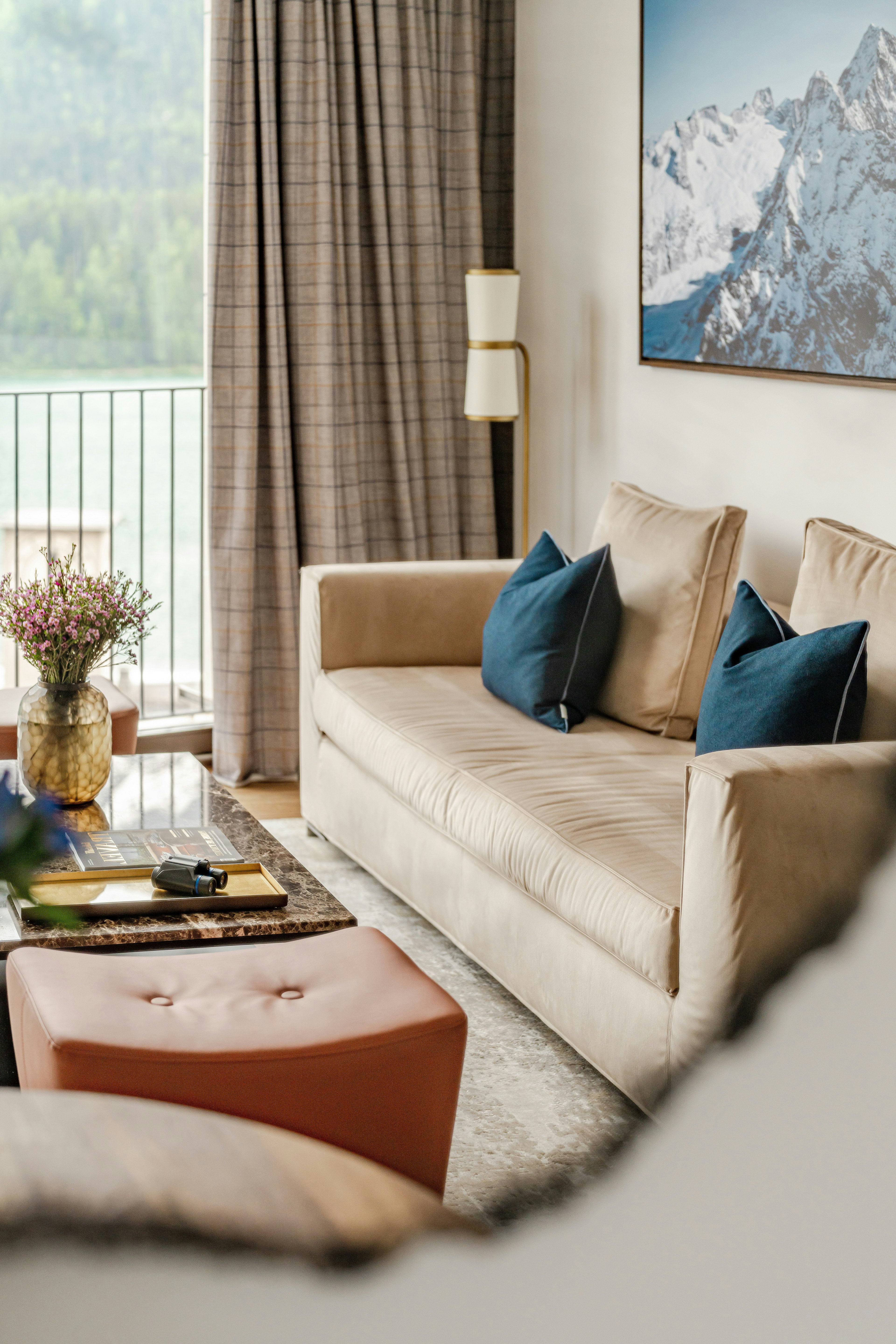 Grace Panoramic Suite - Living Area