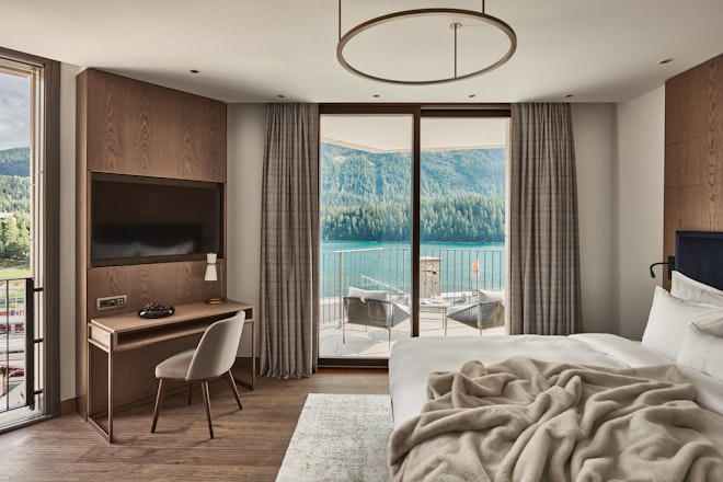 Grace Deluxe Junior Suite - Bedroom
