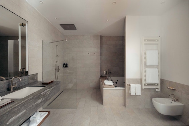 Grace Terrace Suite