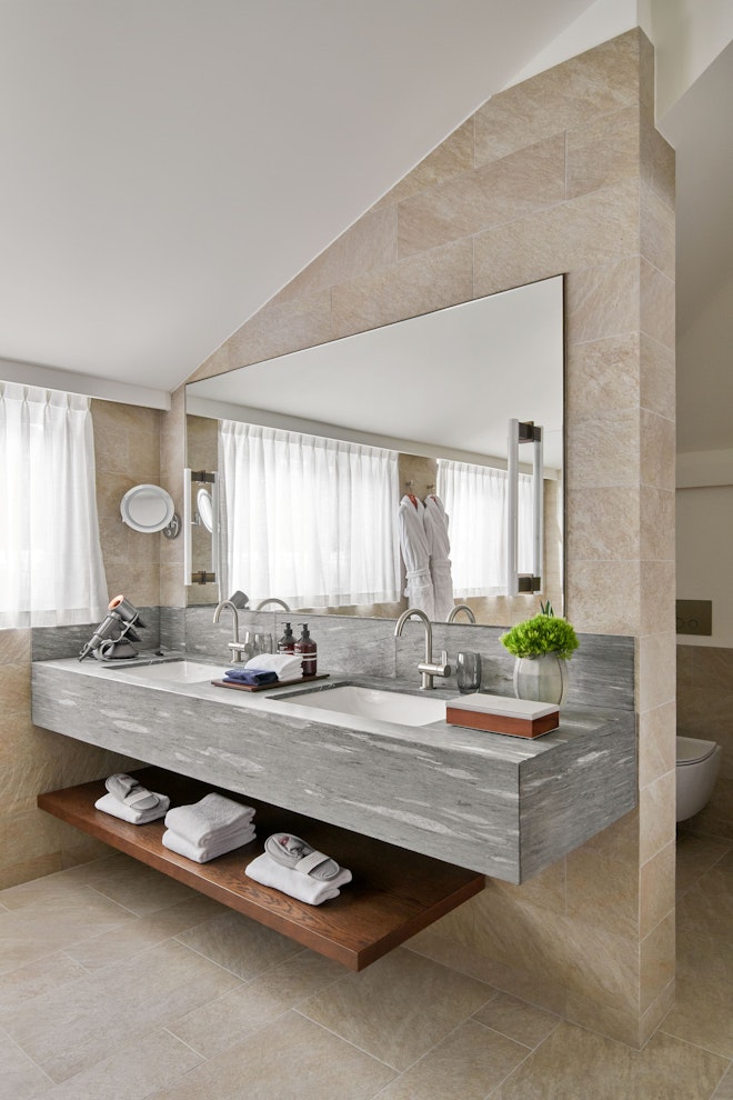 La Margna Panoramic Junior Suite - Bathroom