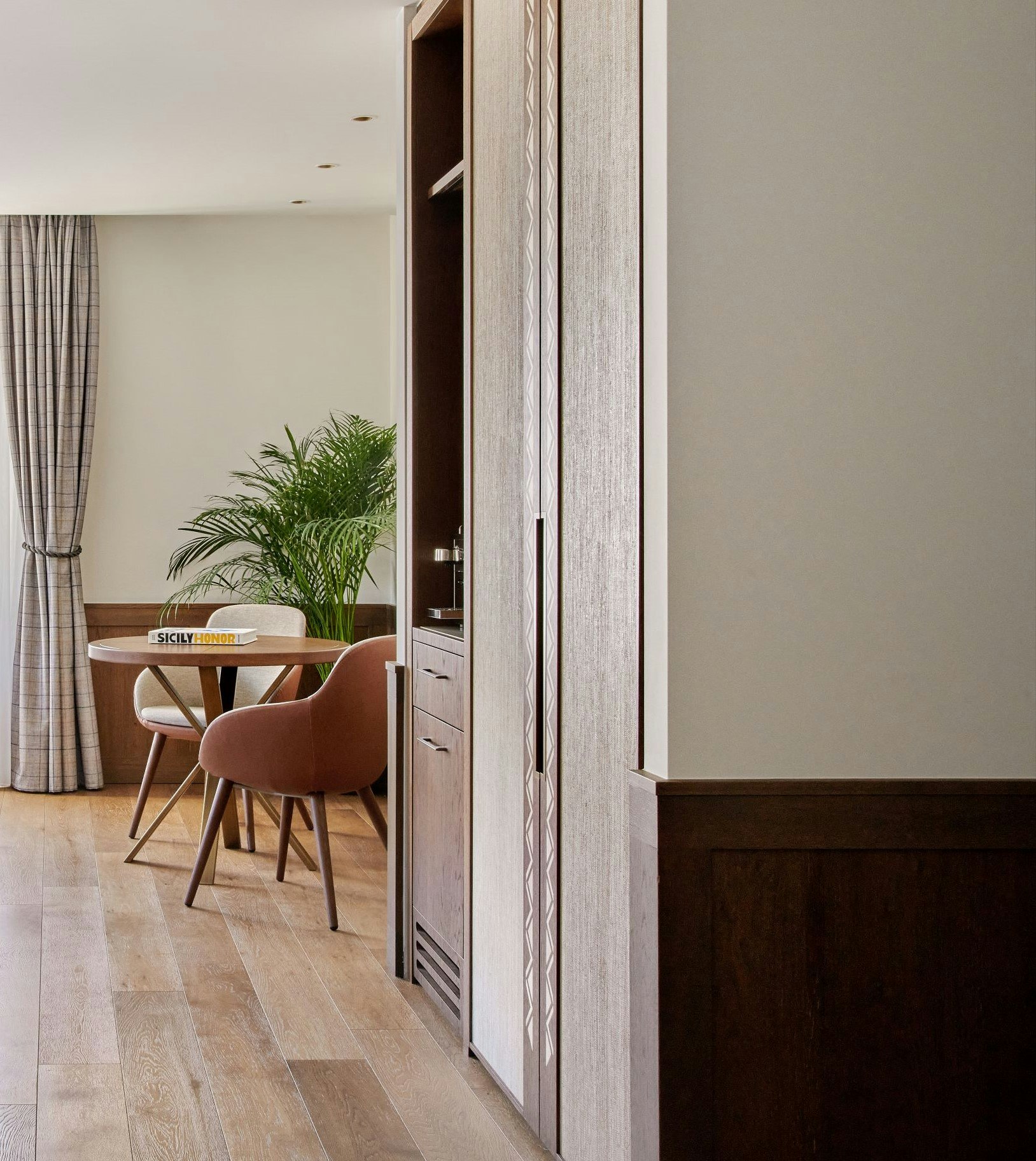 La Margna Suite - Room Details