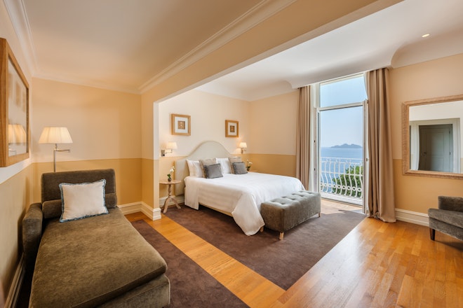 Junior Suite Sea Front - Bedroom