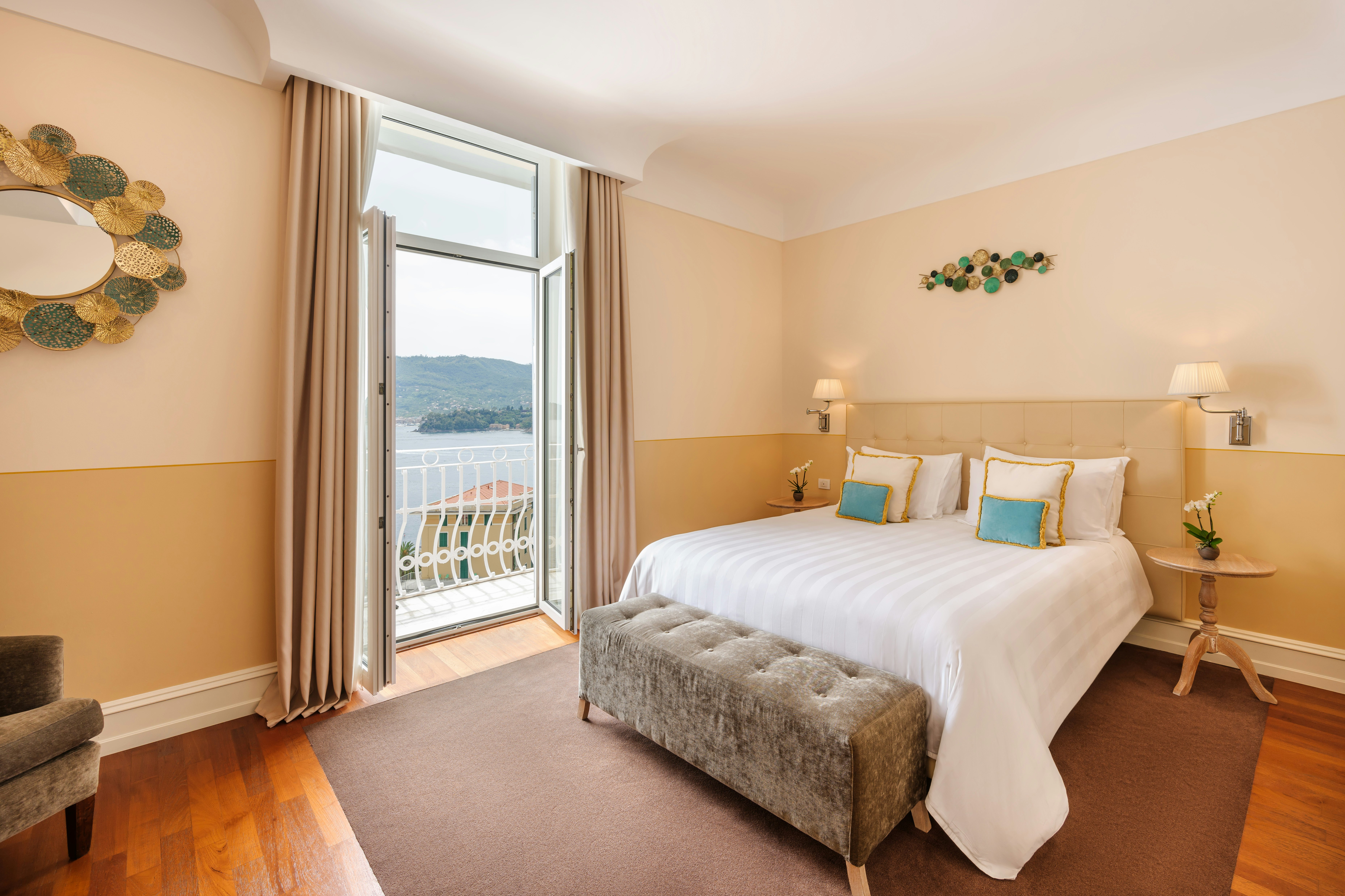 Riviera Romantic Suite Sea Front