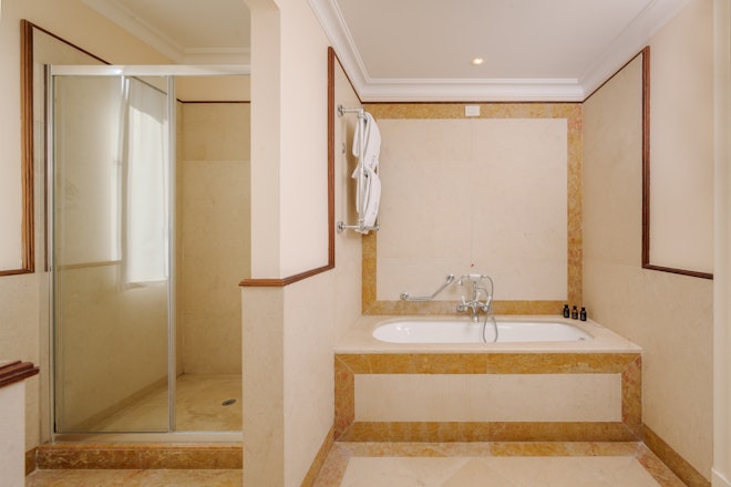 Panoramic Two-bedroom Suite  - Bathroom