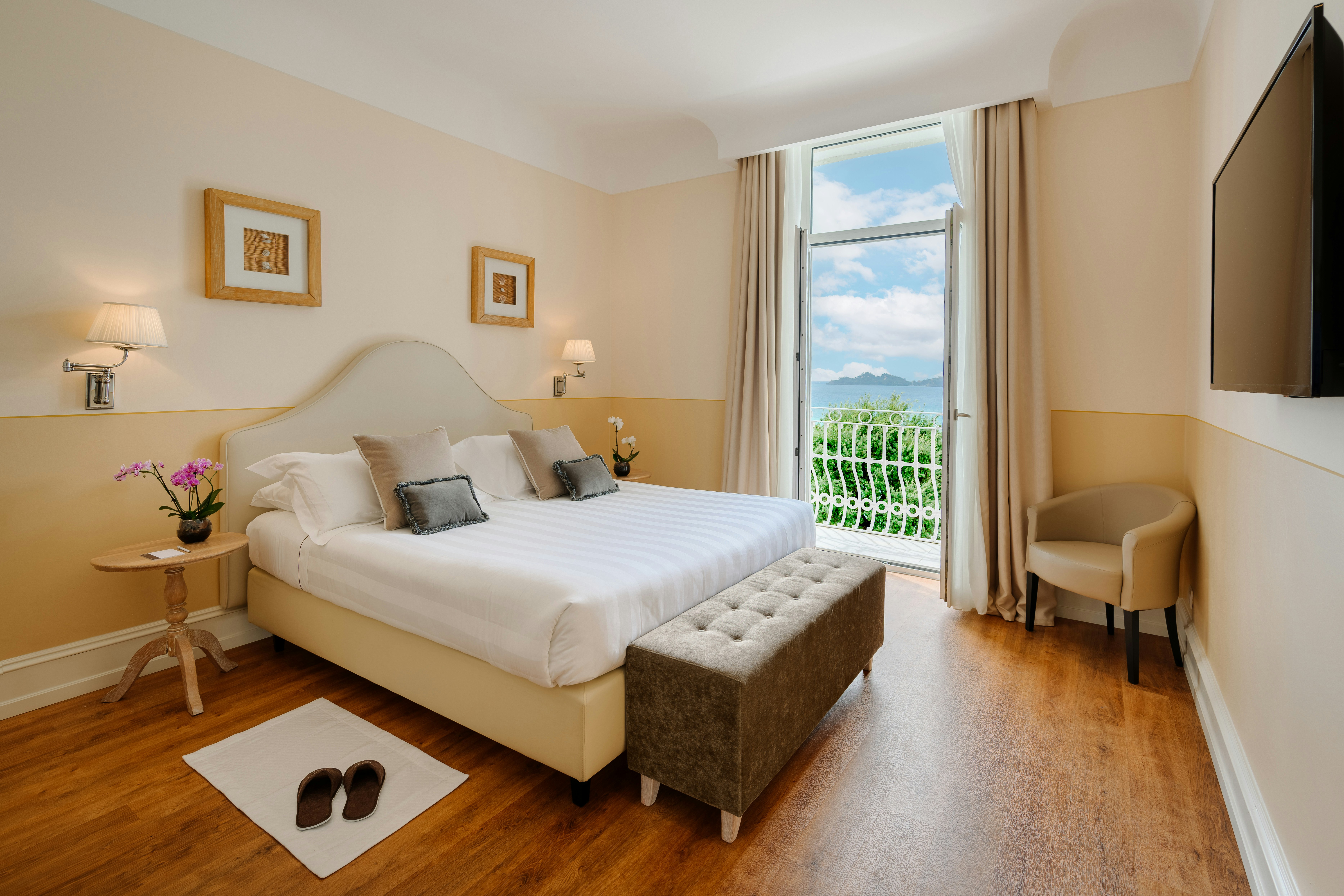 Deluxe Room Sea Front