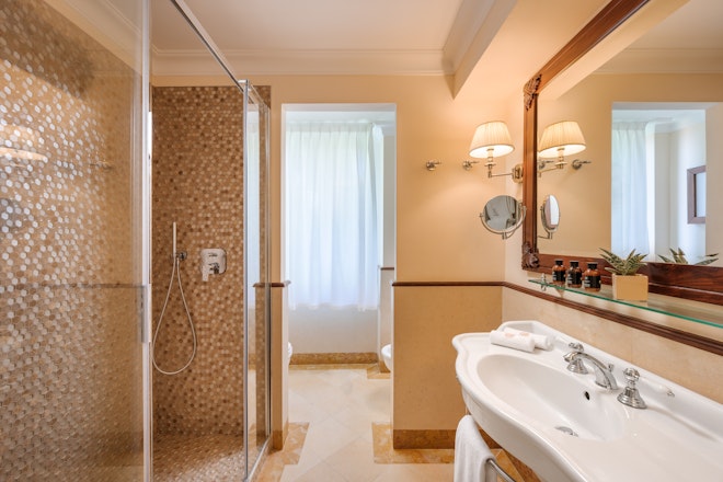 Junior Suite Sea Front - Bathroom
