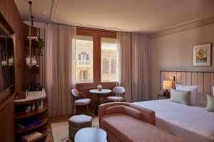 Junior Suite - Bedroom