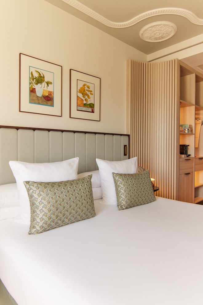 Classic Room - Bedroom