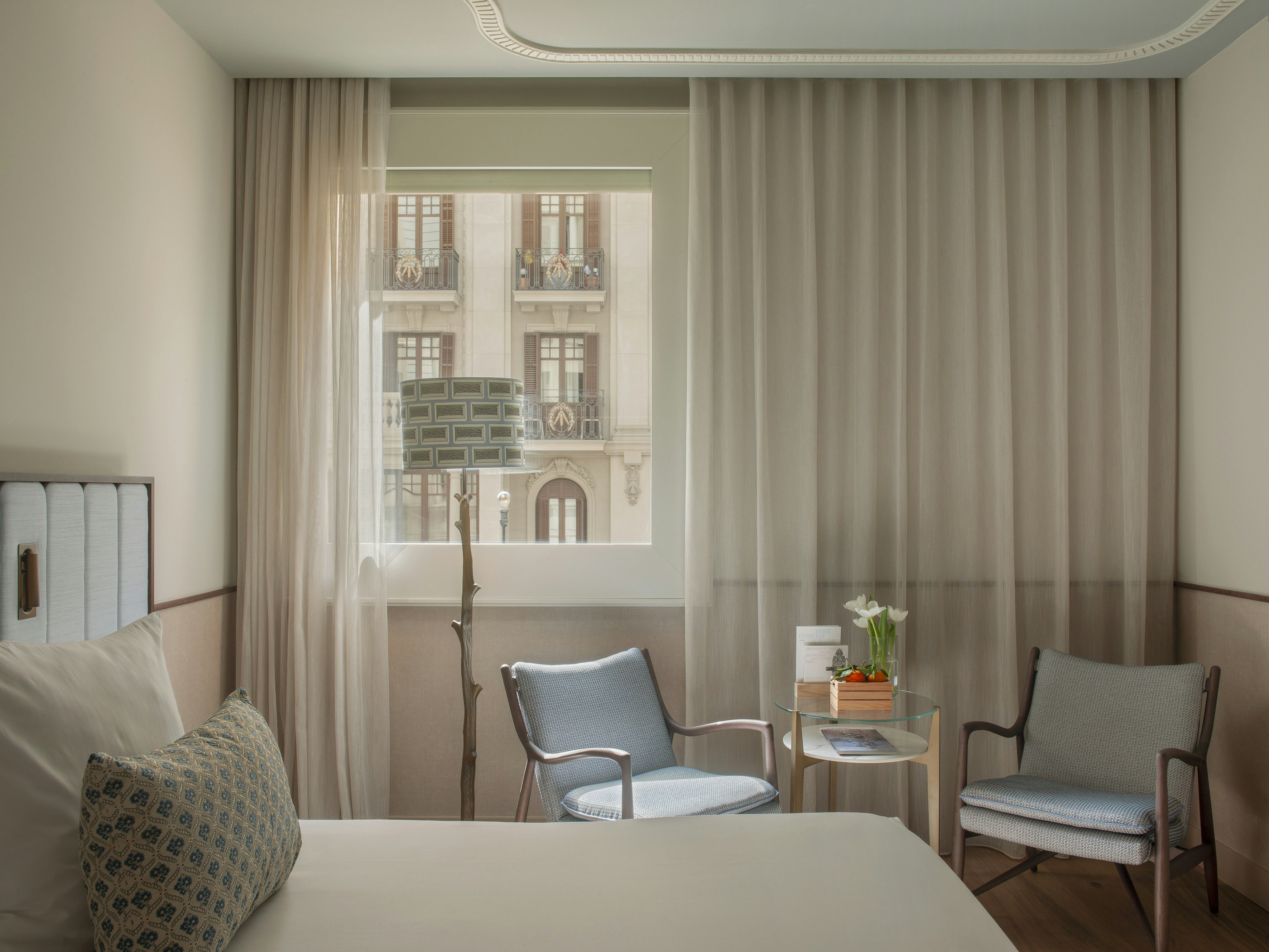 Superior King Room - Bedroom