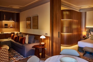 Master Suite - Living Area