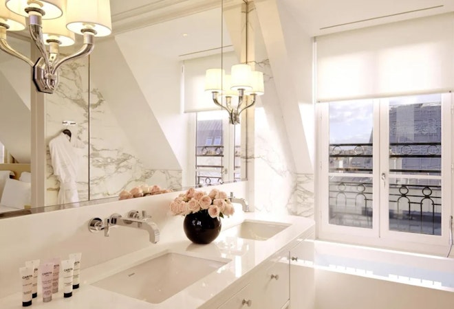 Rooftop Suite - Bathroom