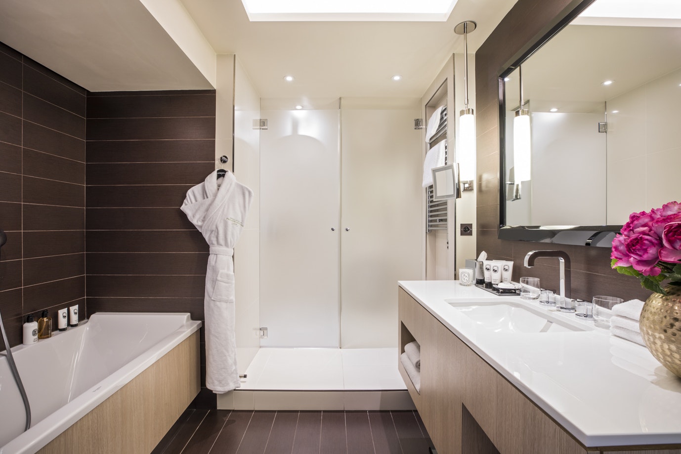 Bathroom Junior Suite