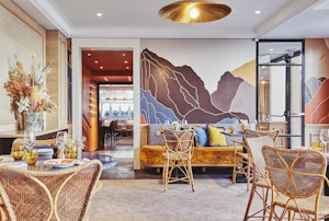Cafe 52