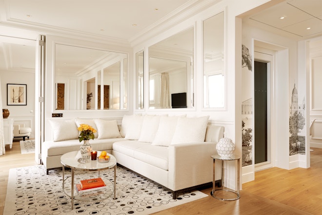 Rooftop Suite - Living Room