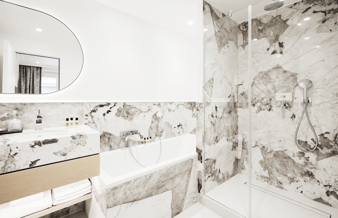 Bathrooms Suite