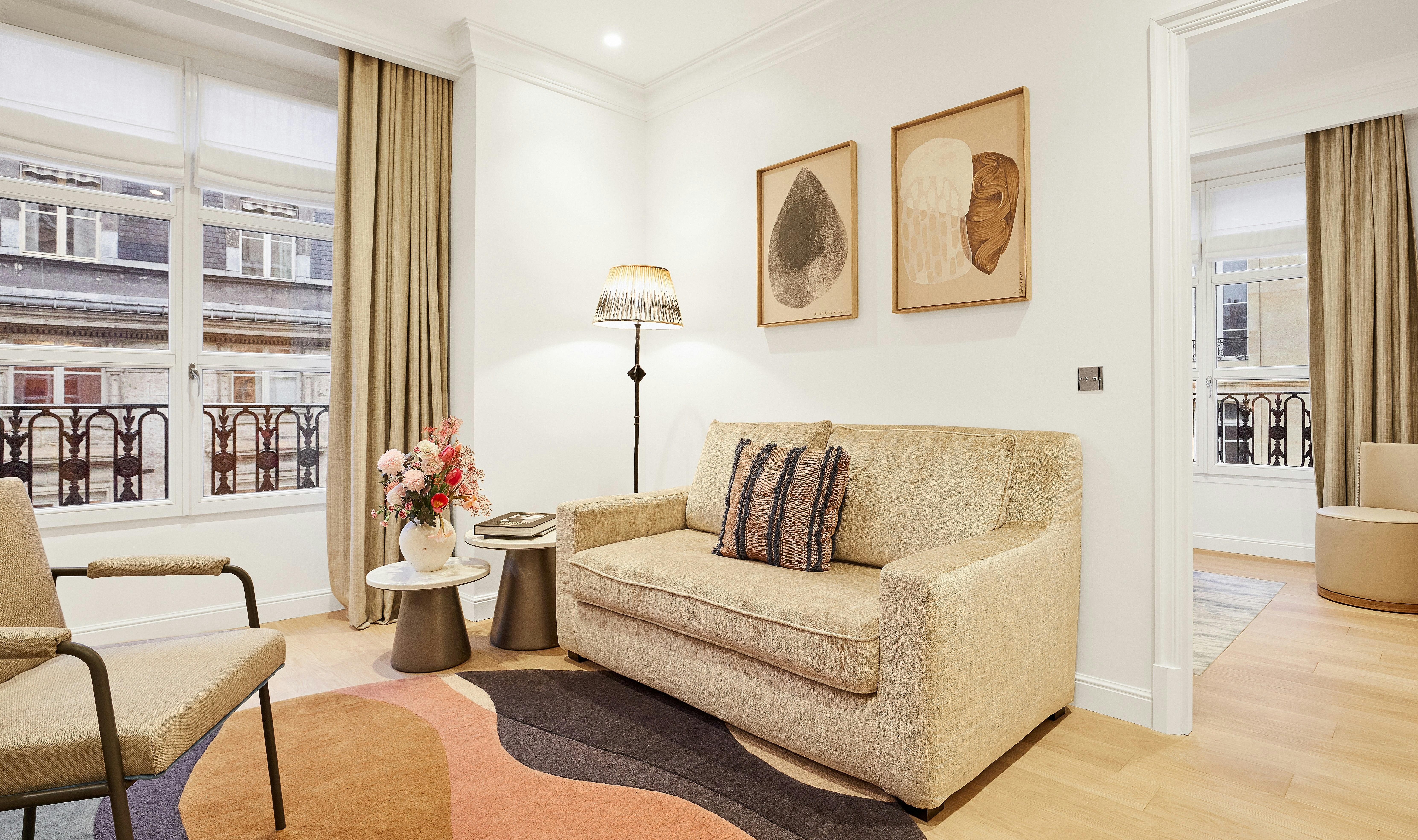 Suite Prestige Connecting