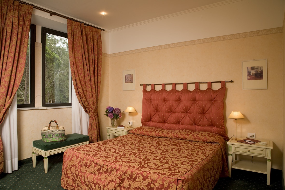 Standard Room - Bedroom