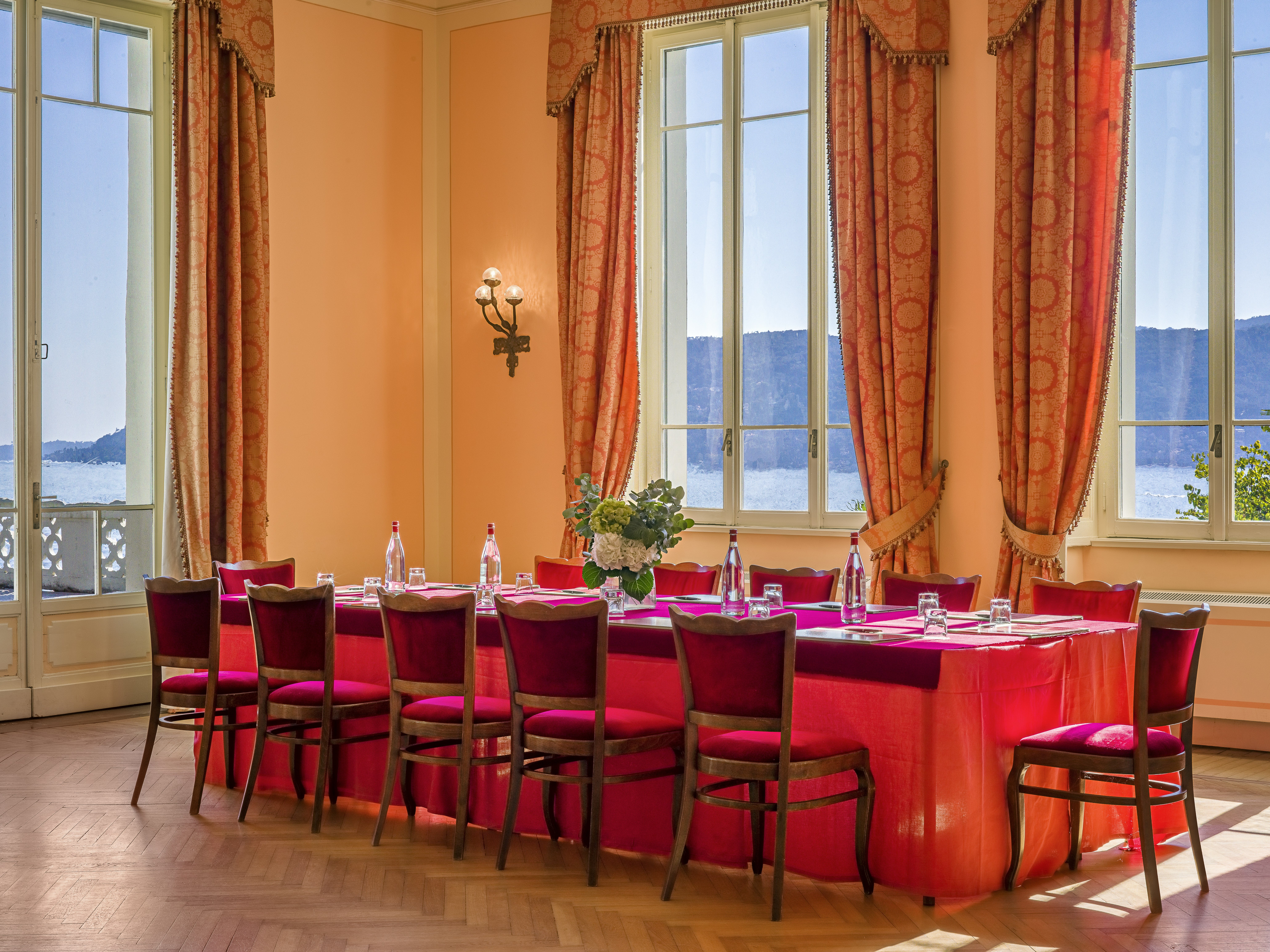 Sala Intra Function Room