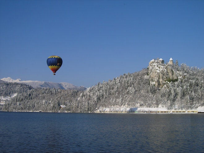 Hot Air Ballooning over Bled in Winter
