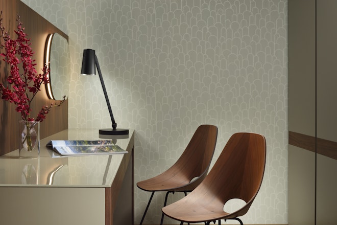 Executive Park View - Desk