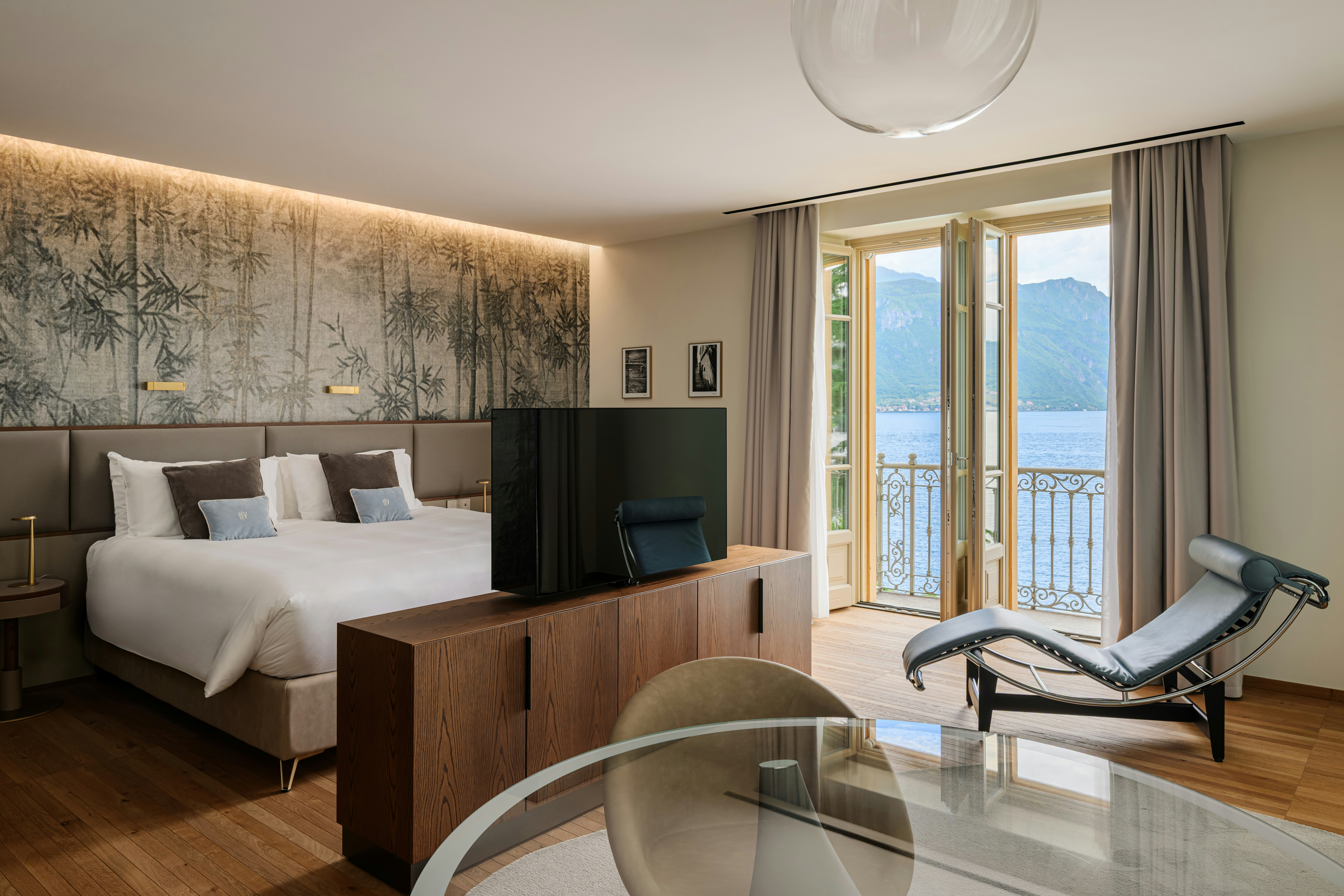 Presidential Suite Lake View - Bedroom