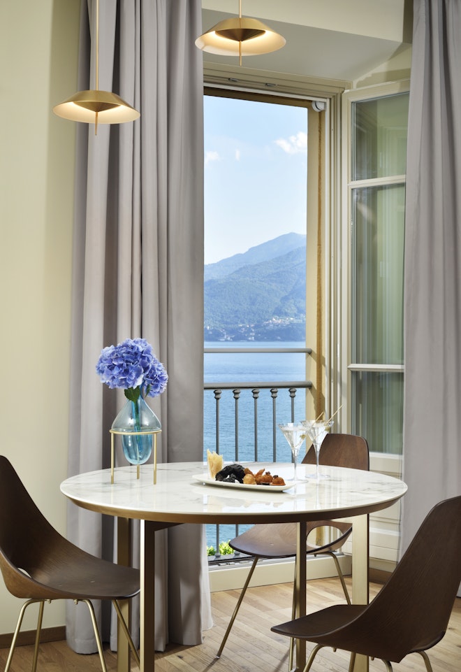 Junior Suite Lake View - Bedroom