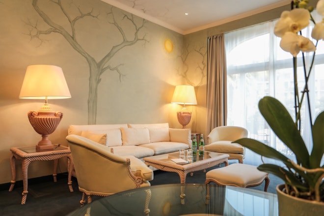 Junior Suite - Living Area