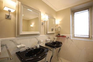 Yerevan Presidential Suite