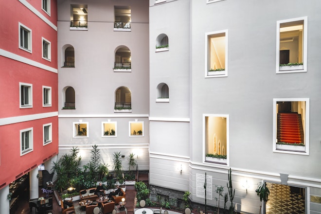 Grand Hotel Yerevan Winter Garden