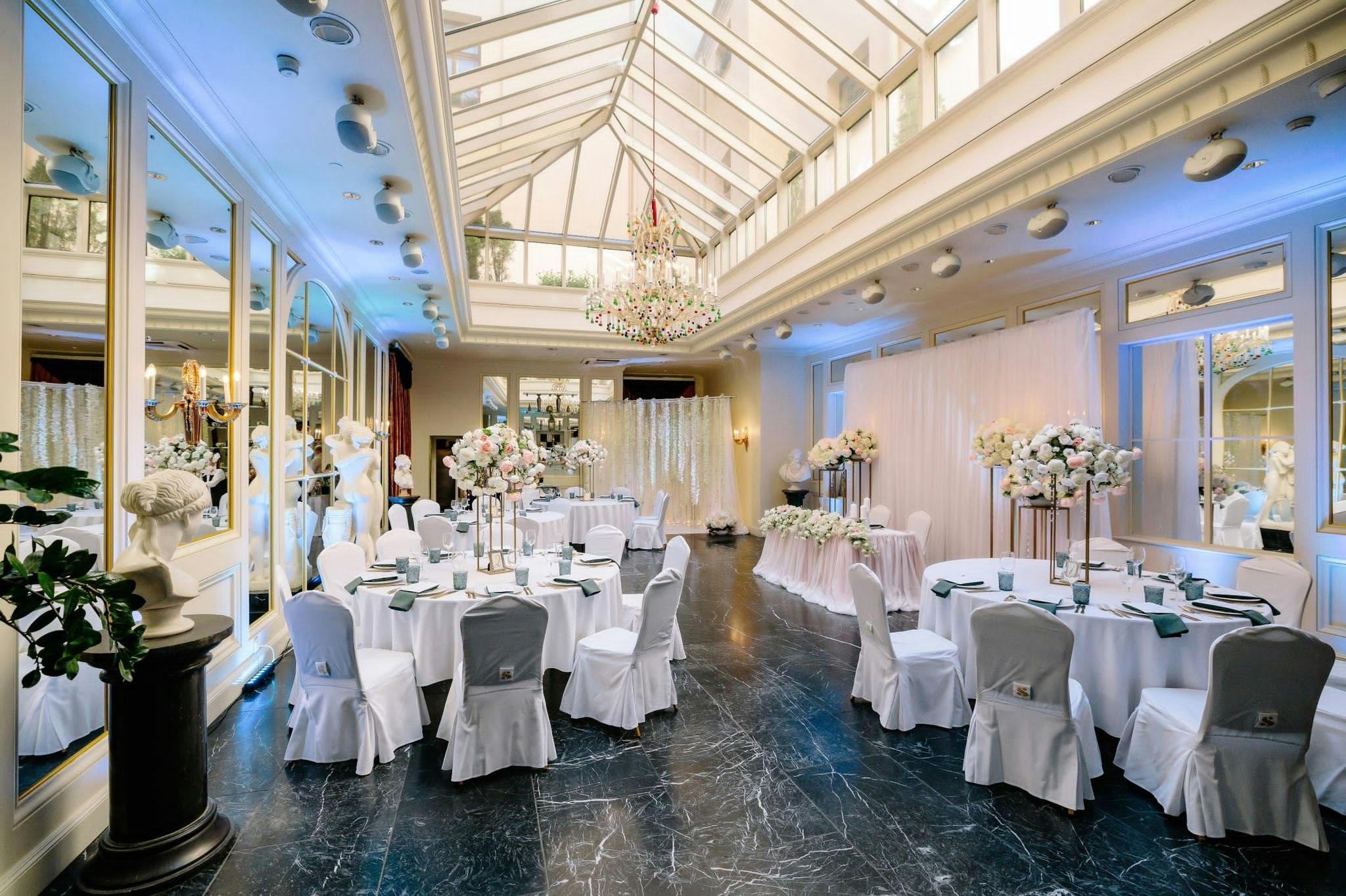 wedding in orangerie hall
