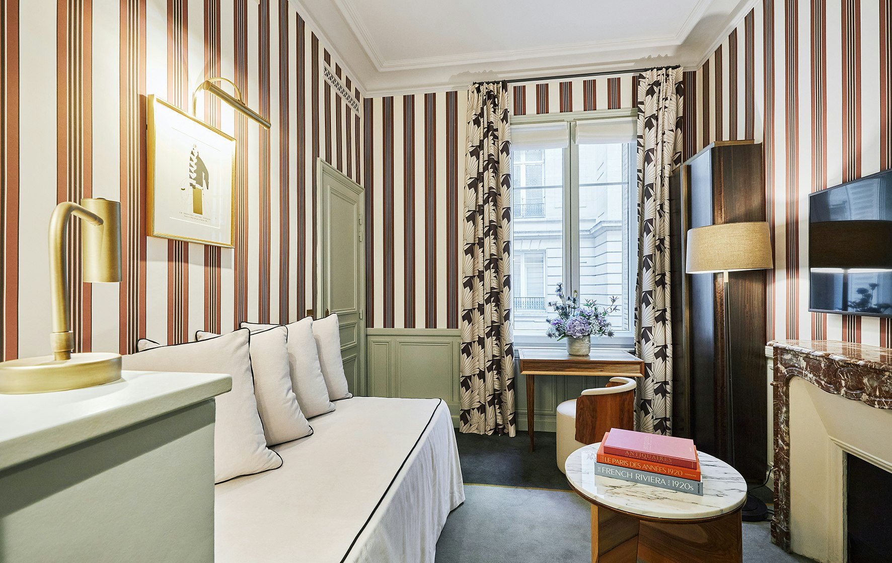 Family Suite - Living Area