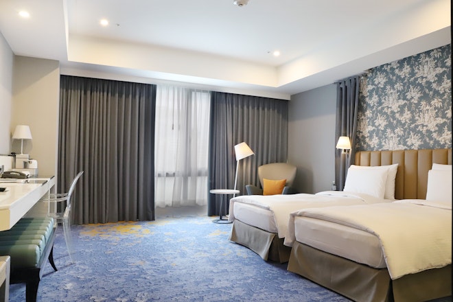 Premier Room