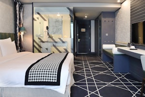 Boutique Room