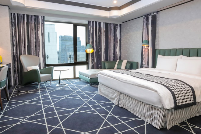 Boutique Room