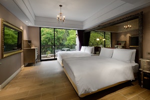 Lewis Family Room