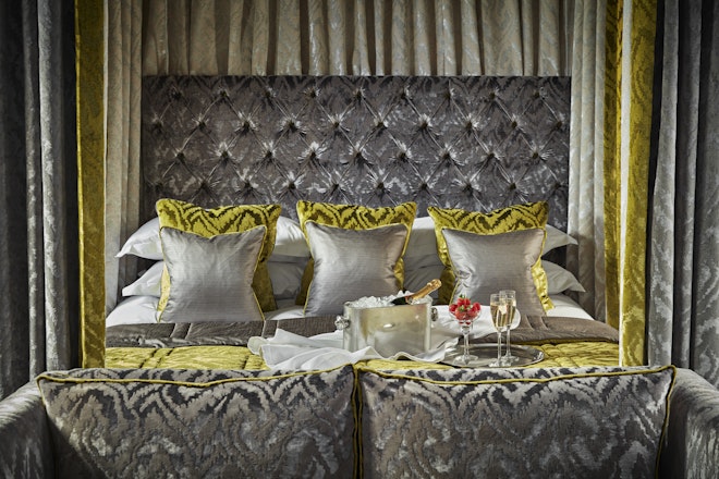 Panel II Suite - Bedroom