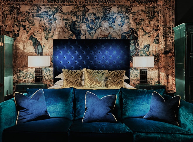 Tapestry Suite - Bedroom