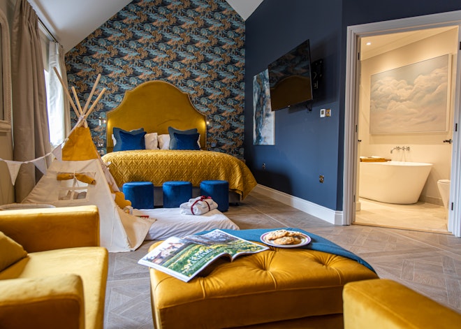 Spacious Super King Suite - Bedroom