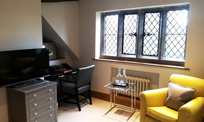 Cosy Double Room - Living Area