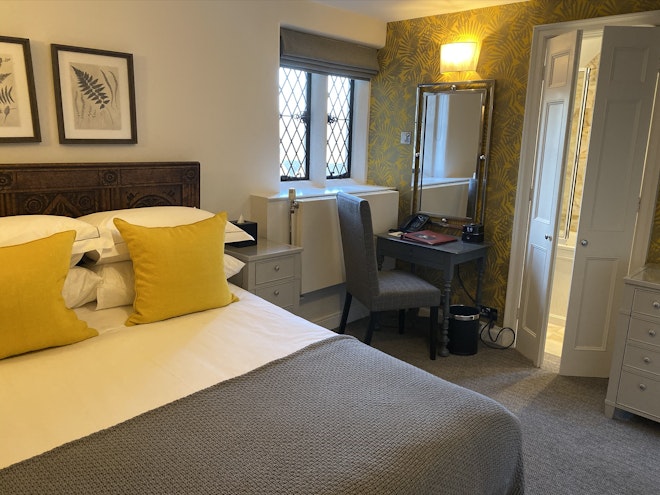 Cosy Double Room - Bedroom
