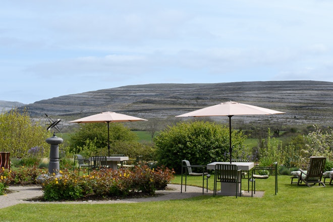 Outdoor Seating