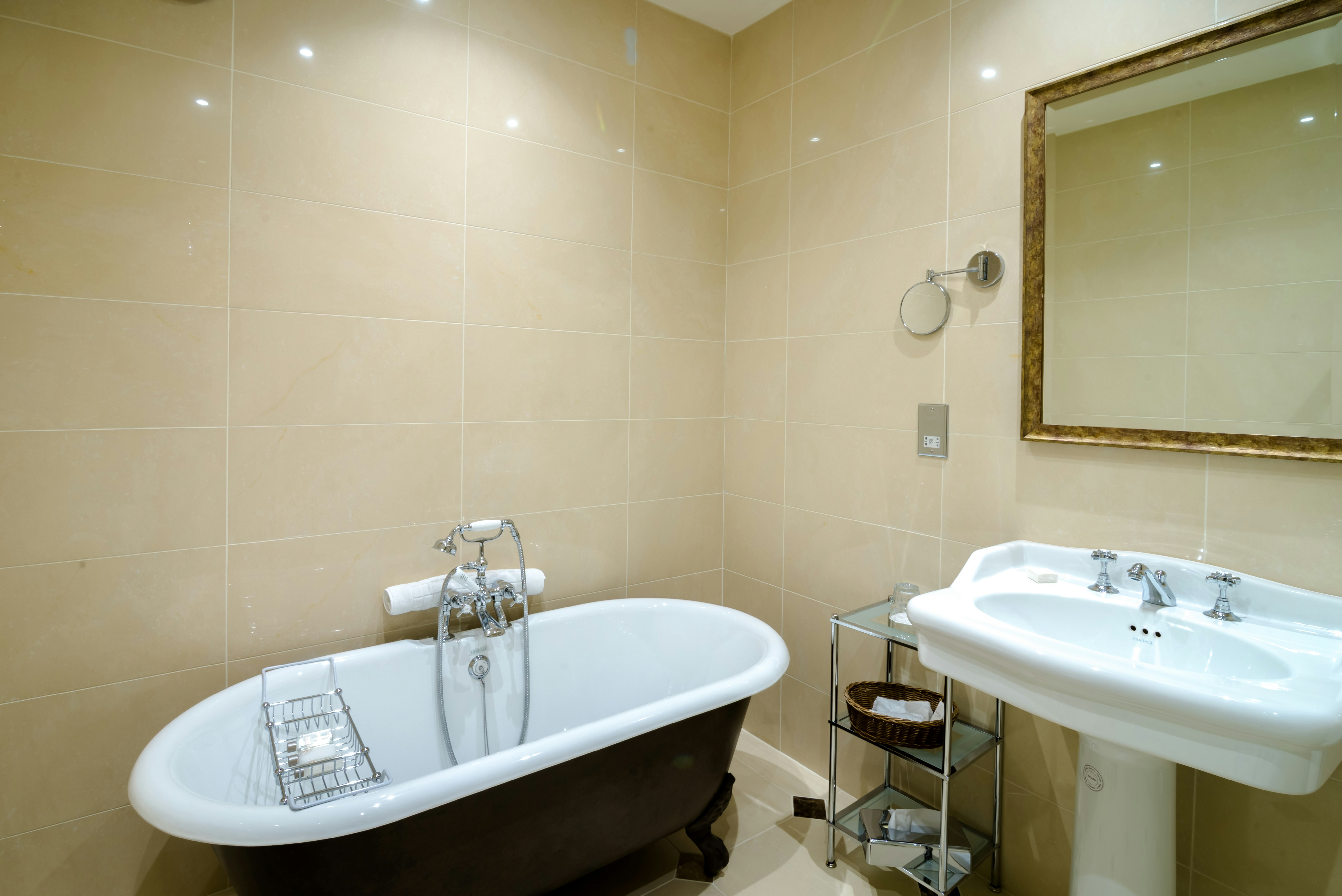 Premium Main House Room - Bathroom