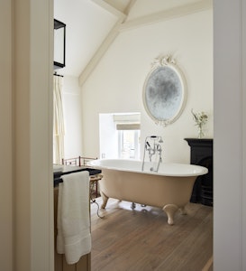 Master Suite Bathroom