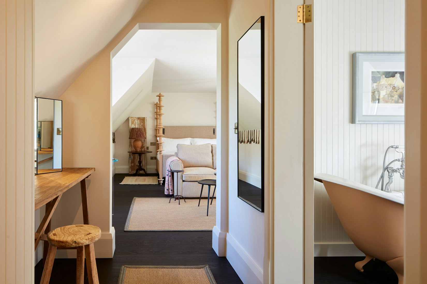 Cresselly Junior Suite