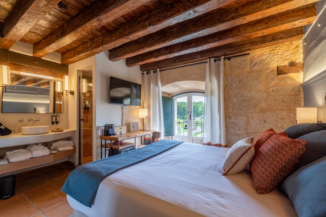 Camara Room - Bedroom